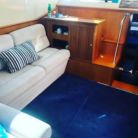 Bateau-hôtel Barca Veryboat *